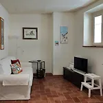 בית נופש Appartmento Il Vicolo רפולאנו טרמה